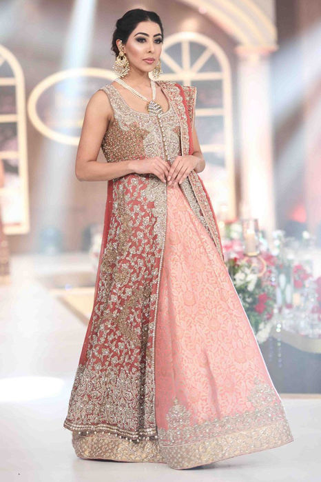 Picture of Lustrous gold -2