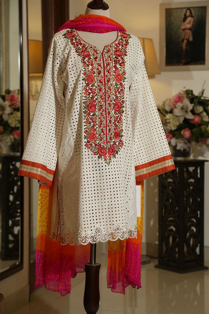 Picture of White breeze