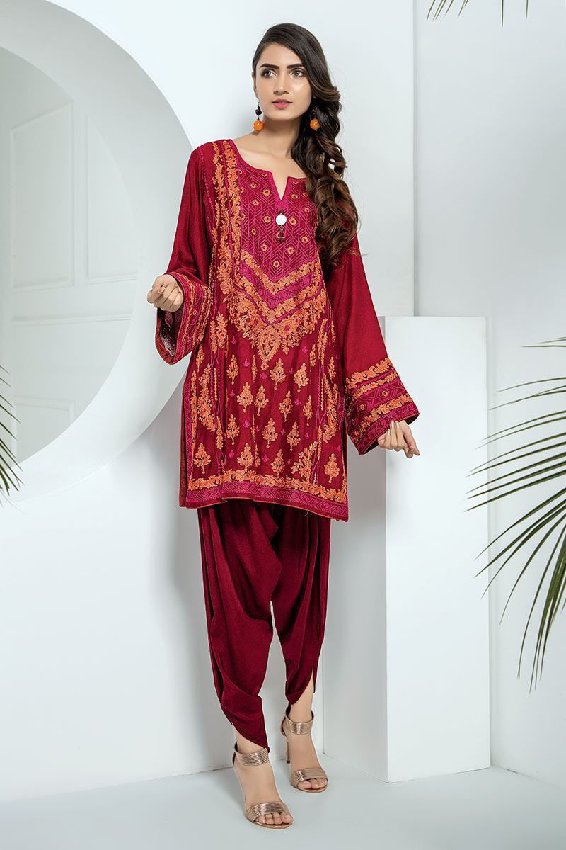 Picture of Deep scarlet - Tulip Shalwar