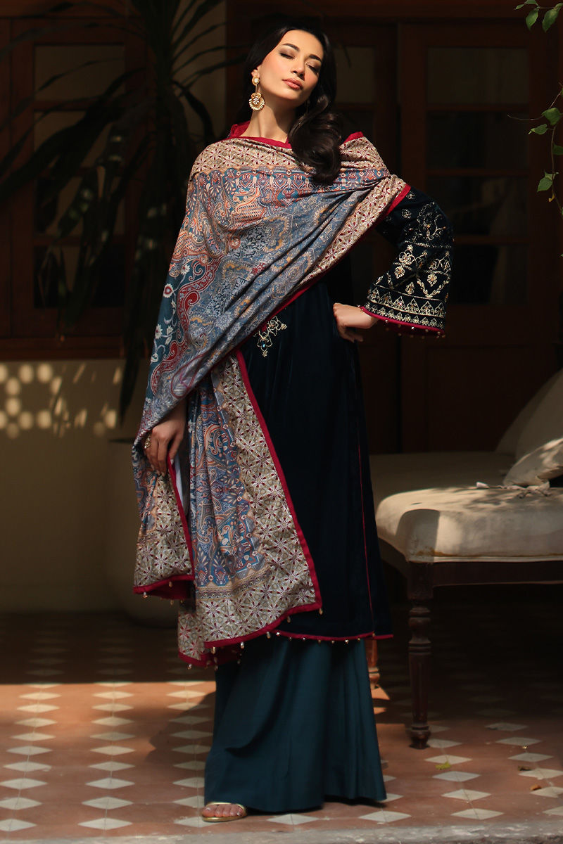 Picture of Reeva Velvet Shawl